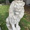 Парковые скульптуры львов