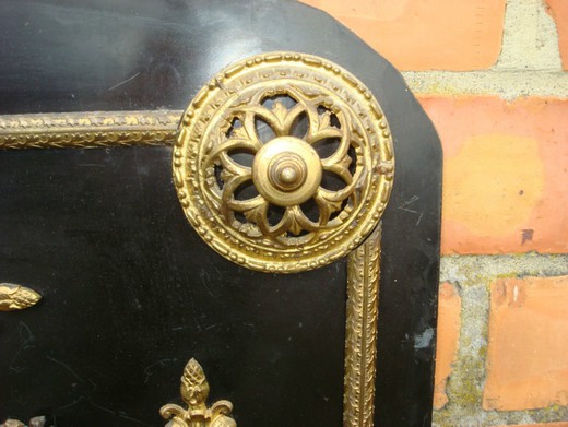 антикварная вставка обрамление для камина 19 век веропа бронза с золочением