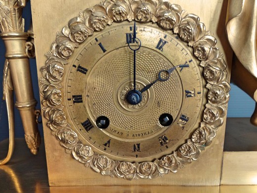 магазин старинных часов предметов декора и интерьера ампир из золоченой бронзы