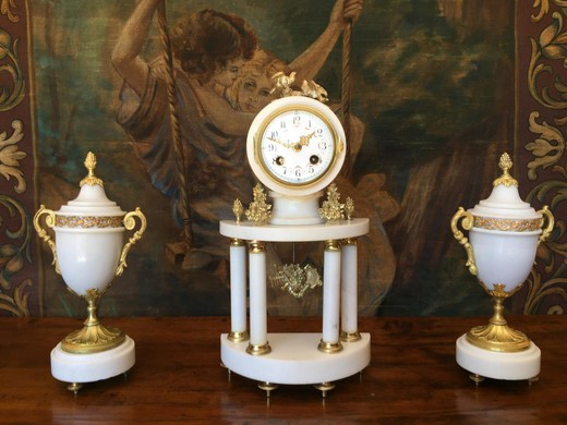 антикварные часы в стиле людовик 15 рококо из мрамора