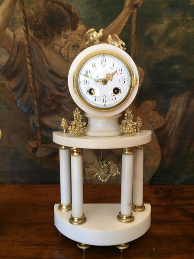 старинные часы в стиле людовик 15 рококо из мрамора