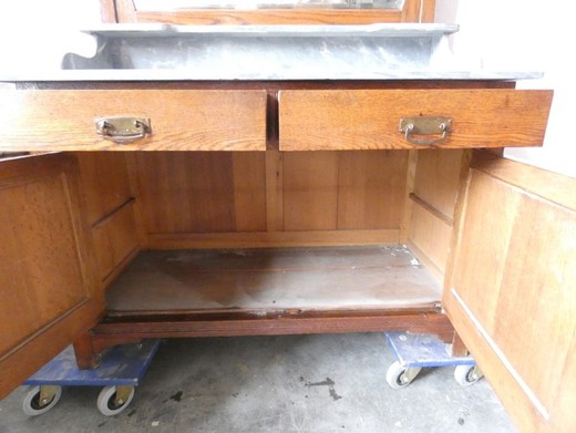 Antique Art-Nouveau chest of drawers