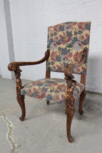 antique armchair, antique furniture, Renaissance chair, Renaissance furniture, carved armchair