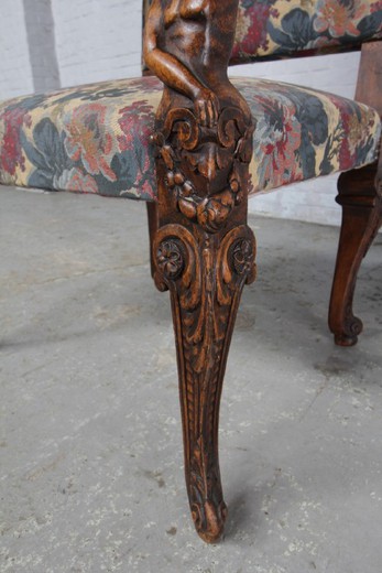 antique armchair, antique furniture, Renaissance chair, Renaissance furniture, carved armchair