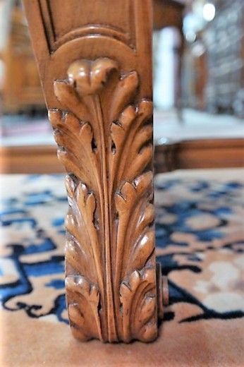 an antique table in the style of art nouveau