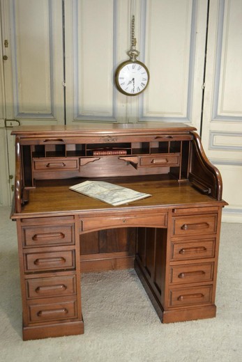 Antique Bureau
