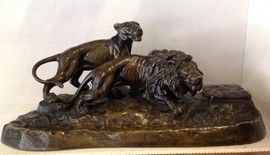 Antique sculpture "The Lion and the Lioness"