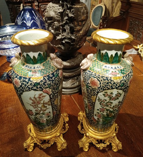 Антикварные китайские вазы с росписью