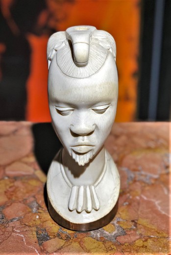 Antique bust "Kenyan"