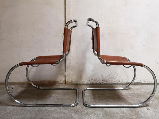 Набор из 6 стульев Миса ван дер Роэ