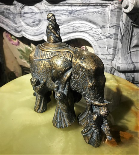 Sculptural composition "The Blind and the Elephant"