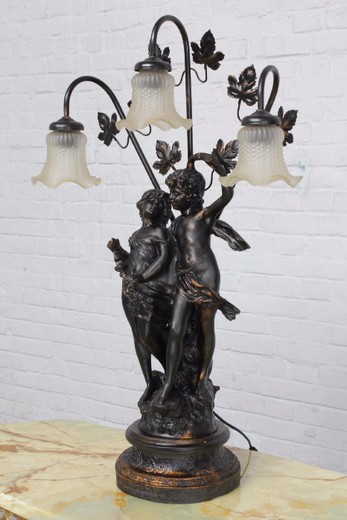 старинная настольная лампа рококо из металла