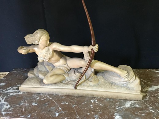 antique sculpture of the queen of the Amazons