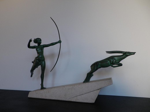 Sculpture "Atalanta"