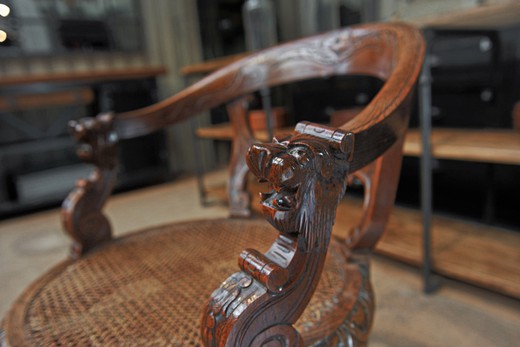 antique oak furniture