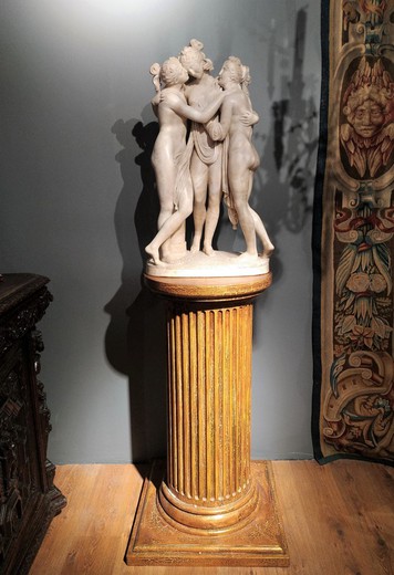 Antique Sculptura "Three Graces"