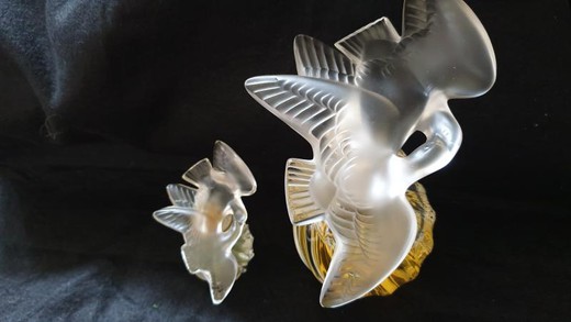 Antique pair perfume bottles by Lalique for Nina Ricci