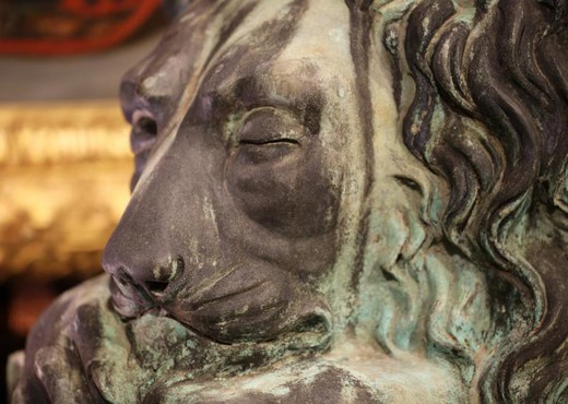 Antique paired sculptures «Lions»