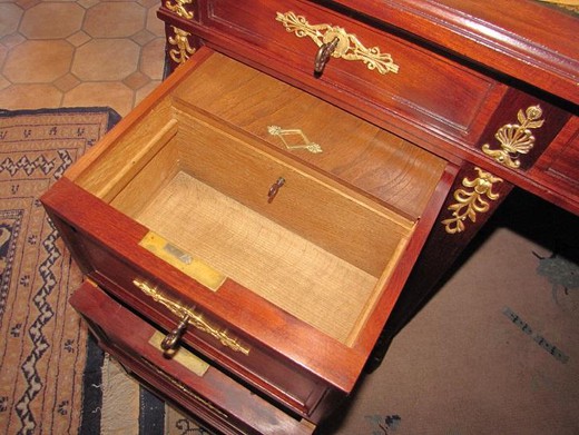 Антикварный письменный стол ампир