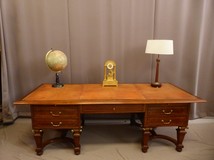 Antique desk "Mazarini"