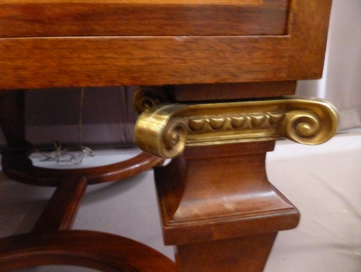 Антикварный письменный стол «Мазарини»