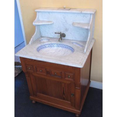 Antique washbasin
