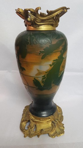 Коллекционная ваза Daum Nancy