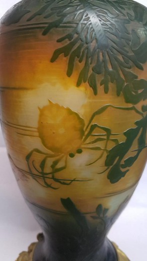 Antique vase Daum Nancy
