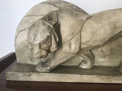 Скульптура композиция "Пантера"