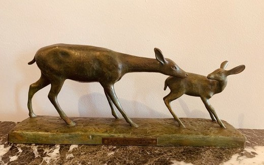 Antique Art-deco sculpture a doe and her fawn