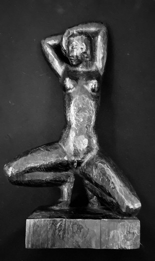 Antique sculpture "Woman"