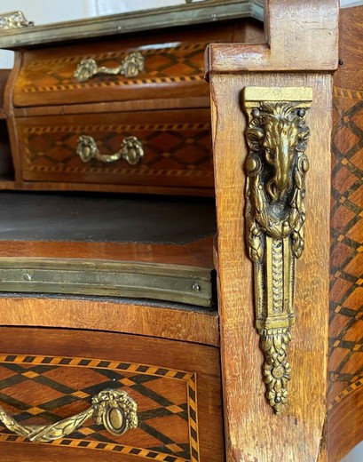 Антикварный дамский стол-бюро в стиле Людовика XV