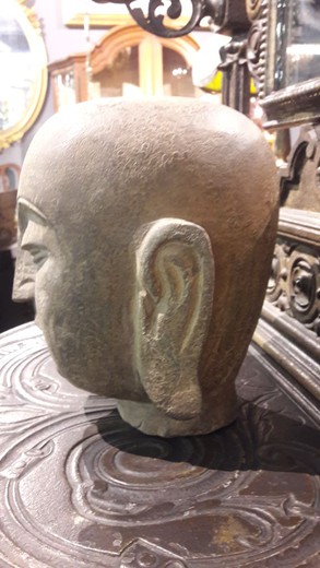 Голова монаха