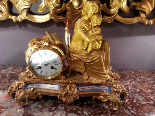 антикварные часы, старинные часы, часы XIX века, часы с позолотой, часы в стиле рококо, стиль Людовика XV