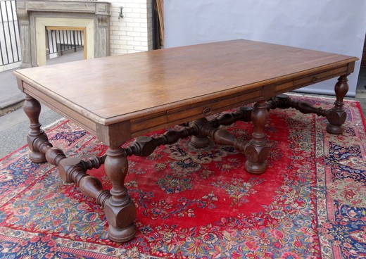 старинная мебель из европы, предметы мебели и декора, антикварные столы, старинные столы, столы из дуба, столы журнальные