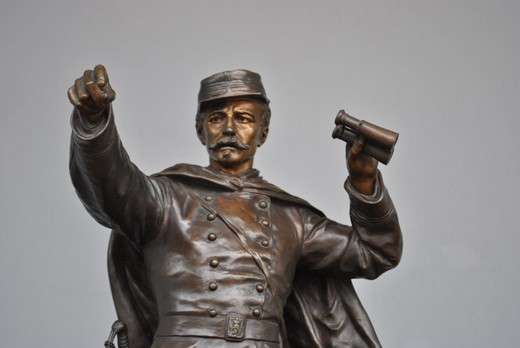 старинная скульптура военного из бронзы 19 век купить в москве