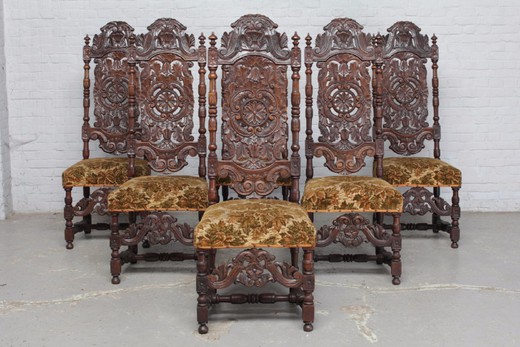 набор антикварный стульев в стиле ренессанс из ореха