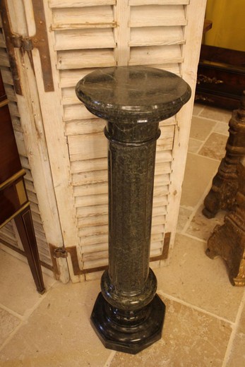 The Antique Column