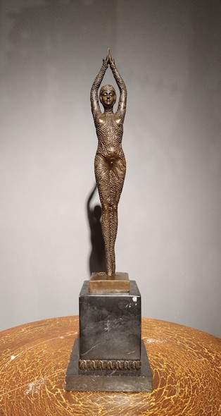 Bronze sculpture «Dancer»