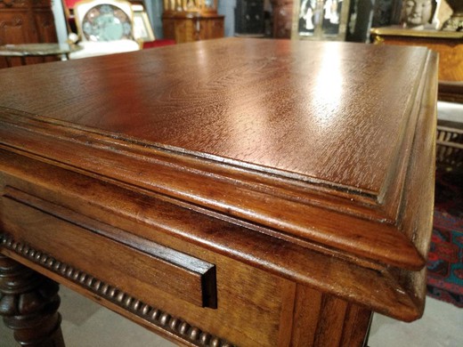 Antique crockery table