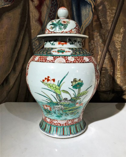 Антикварная восточная ваза