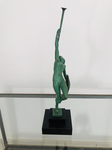 Антикварная скульптура "Иерихон"