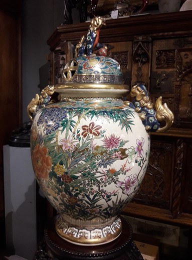 Антикварная ваза Сацума, Дзюкан