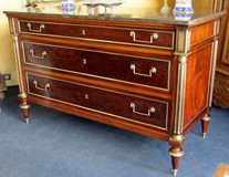 Antique Louis XVi chest of drawers