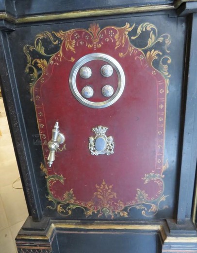 Антикварный сейф в стиле Наполеона III