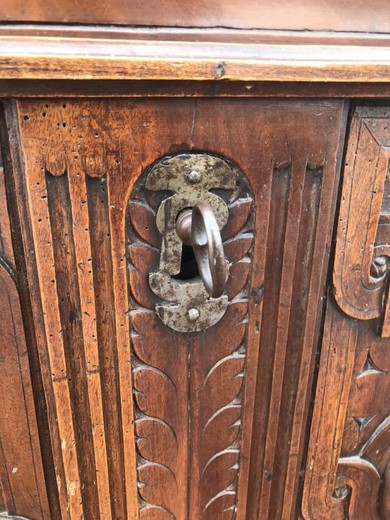Antique renaissance style chest