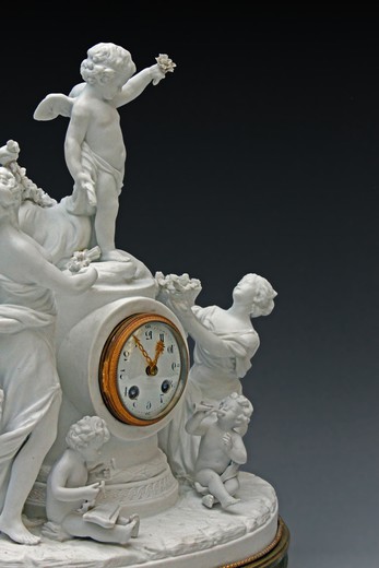 антикварная галерея часов предметов декора и интерьера людовик 15 из бисквитного фарфора