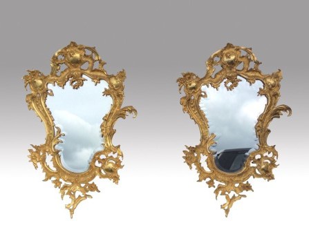 редкие парные антикварные зеркала в стиле рококо, парные старинные зеркала в стиле Луи XV, пара старинных зеркал из золоченой бронзы в стиле рококо, пара антикварных зеркал из золоченой бронзы, антикварные старинные зеркала из позолоченной бронзы купить в
