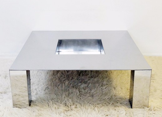 антикварный кофейный столик из хромированного металла