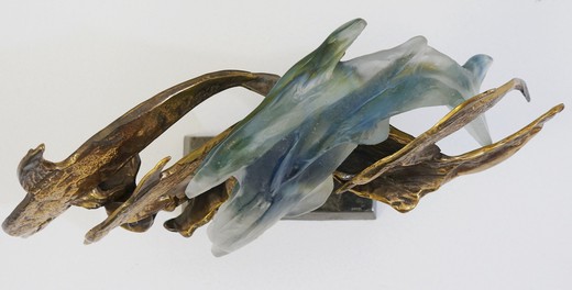 Антикварная скульптура «Дельфины»